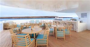 Endemic Al fresco dining lower deck